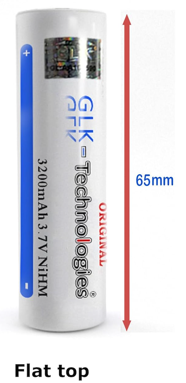 Weiße zylindrische Akkuzelle (Flachkopf) mit blauem Plus-Markierungsstreifen, holografischem Sicherheitsaufkleber, aufgedrucktem Text ‚GLK‑Technologies‘ und ‚3200mAh‘ sowie nebenstehendem rotem Messpfeil mit Angabe 65 mm.