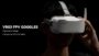 Produktfoto mit weißen VR03 FPV-Goggles der Marke BETAFPV, getragen von einer Person vor schwarzem Hintergrund; rechts die Brille mit Kopfband und Antenne, links sichtbare weiße Werbetexte VR03 FPV GOGGLES, Ergonomic Design, Compact and Comfortable.
